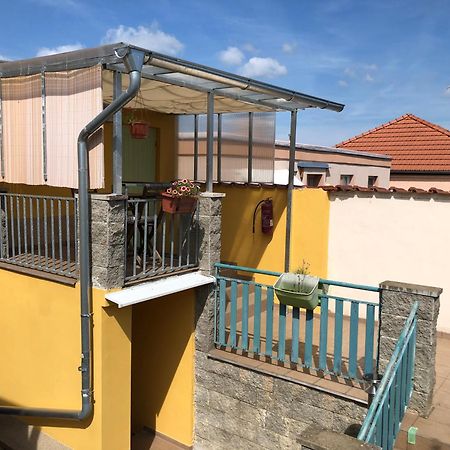 Ubytovani U Jerabku - Parkovani Zdarma Mikulov Luaran gambar